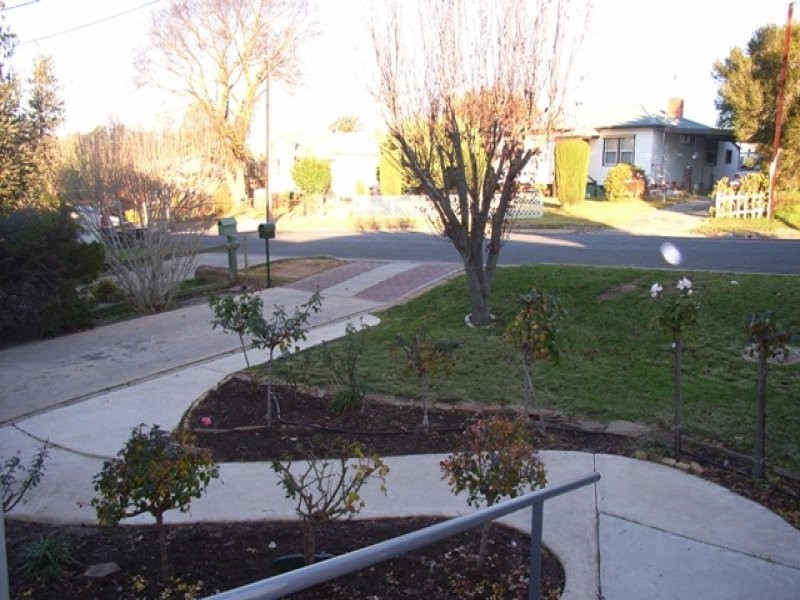 37 Essington Avenue, Clare SA 5453