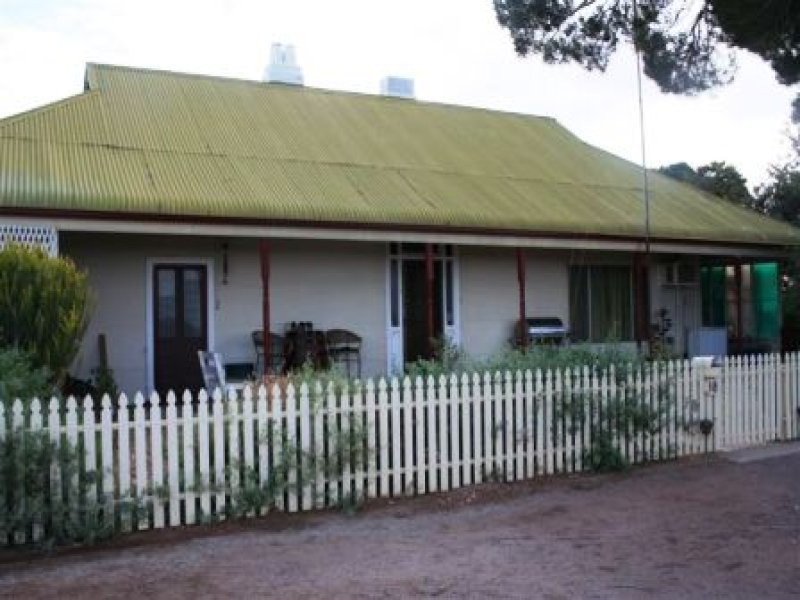 38 Esplanade, Cowell SA 5602