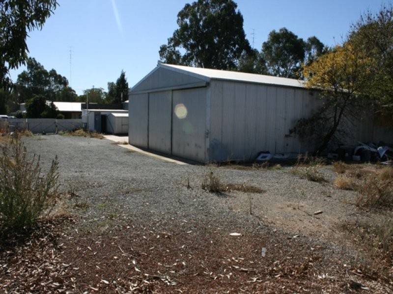 3 Temple Street, Clare SA 5453