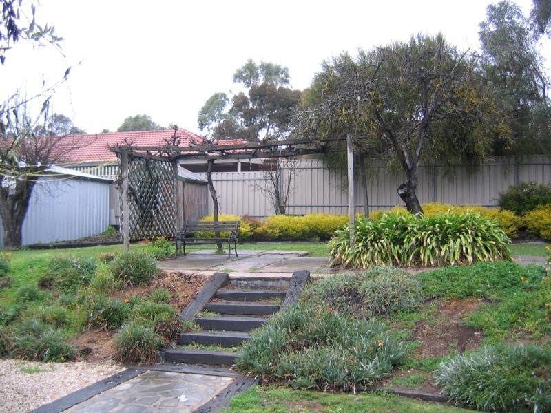 54 Victoria Road, Clare SA 5453
