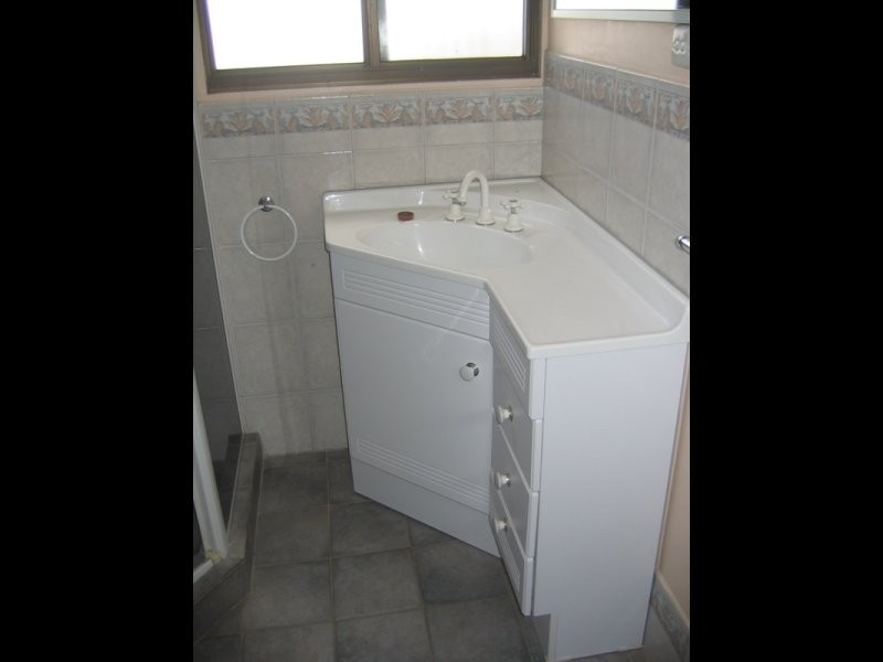 17 Henry Street, Clare SA 5453