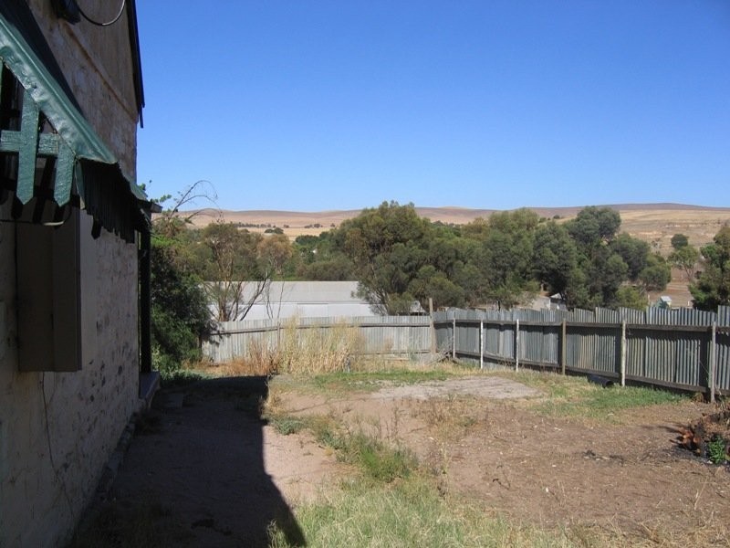 9 Illogen Street, Burra SA 5417
