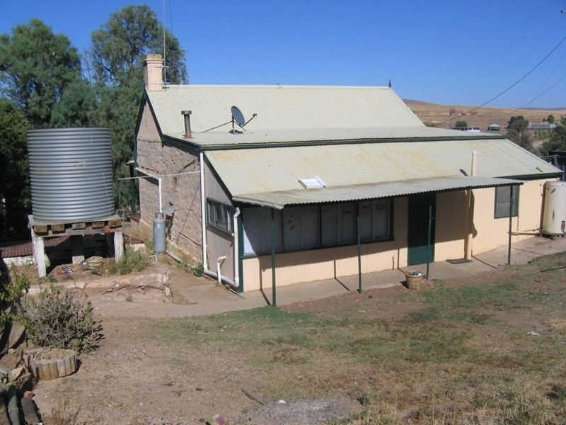 9 Illogen Street, Burra SA 5417