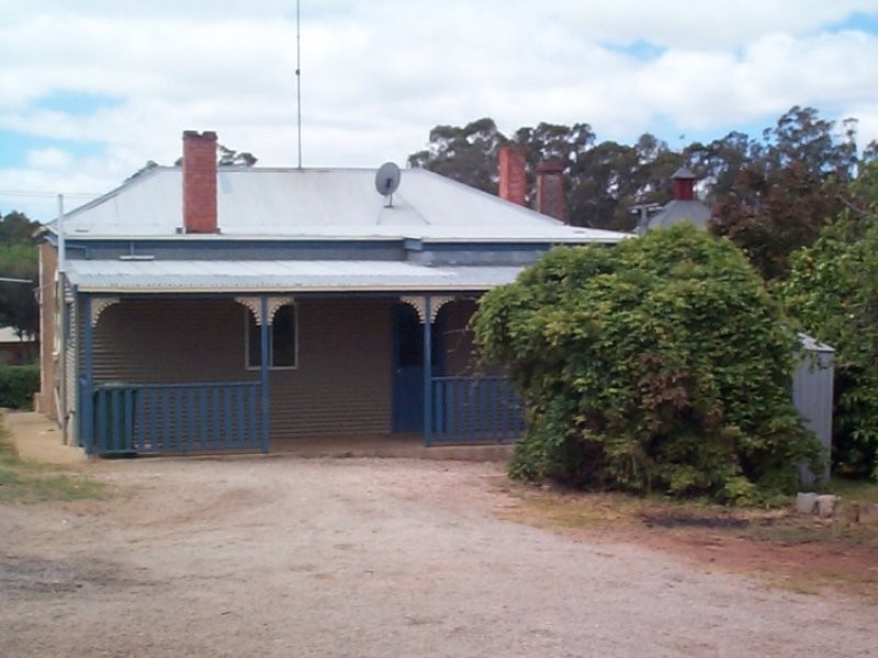 330 Main North Road, Clare SA 5453