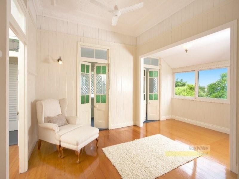 54 Wellington Street, Clayfield QLD 4011