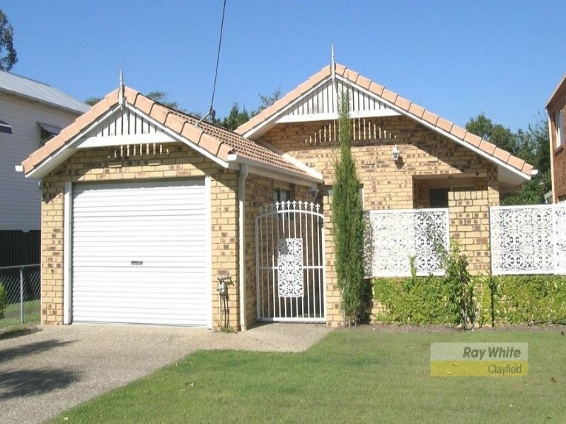 34 Emma Street, Wooloowin QLD 4030