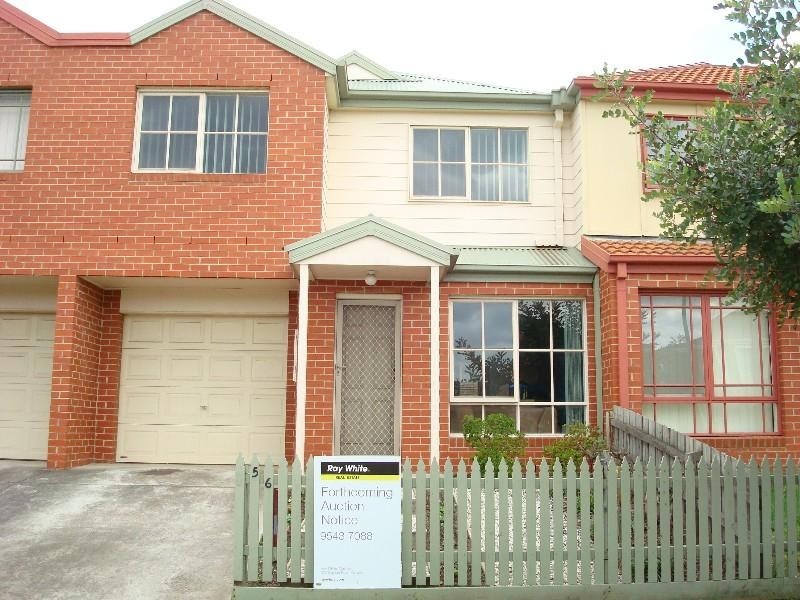 56 Kings Court, Oakleigh East VIC 3166