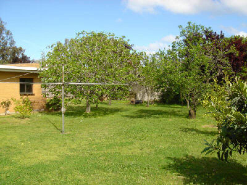 19 Moore Avenue, Clayton South VIC 3169