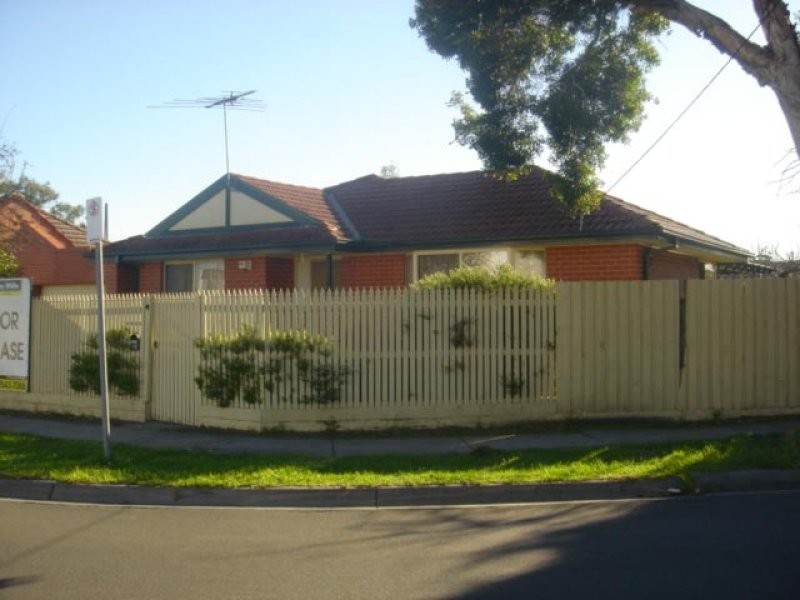 101 Madeleine Road, Clayton VIC 3168