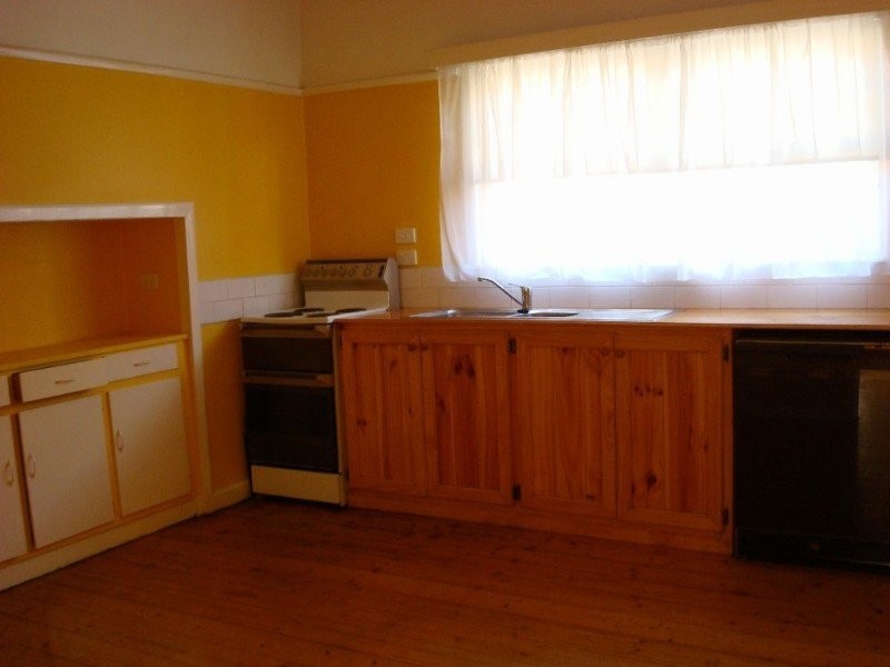 21 Aonach St, Clayton VIC 3168