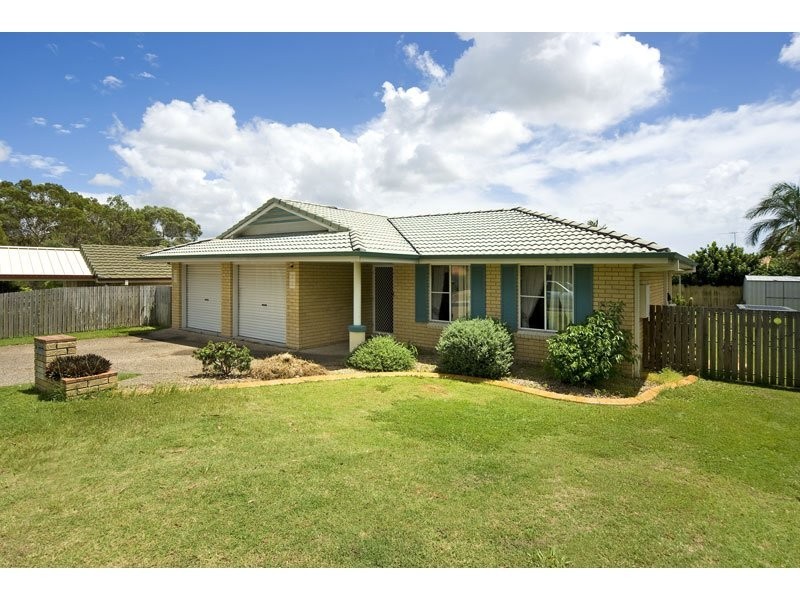 4 Moonlight Place, Capalaba QLD 4157