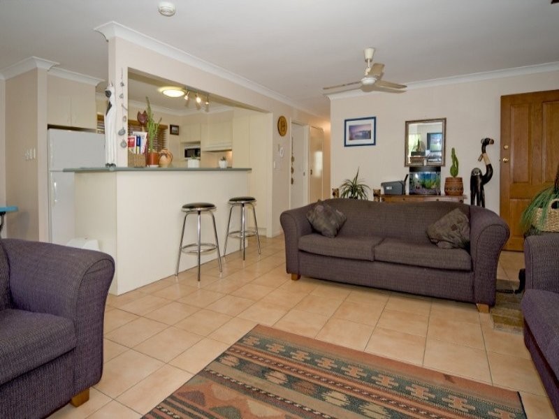 16 Hampshire Cr, Alexandra Hills QLD 4161