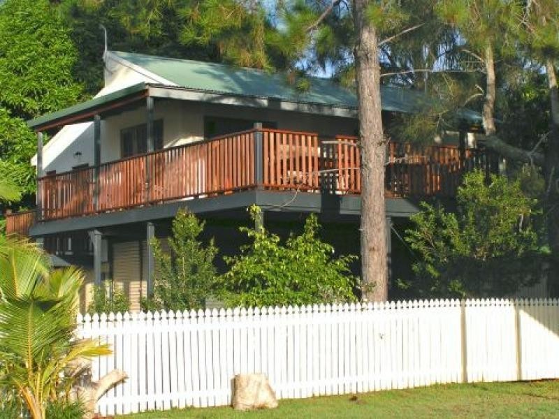 78 The Esplanade, Karragarra Island QLD 4184