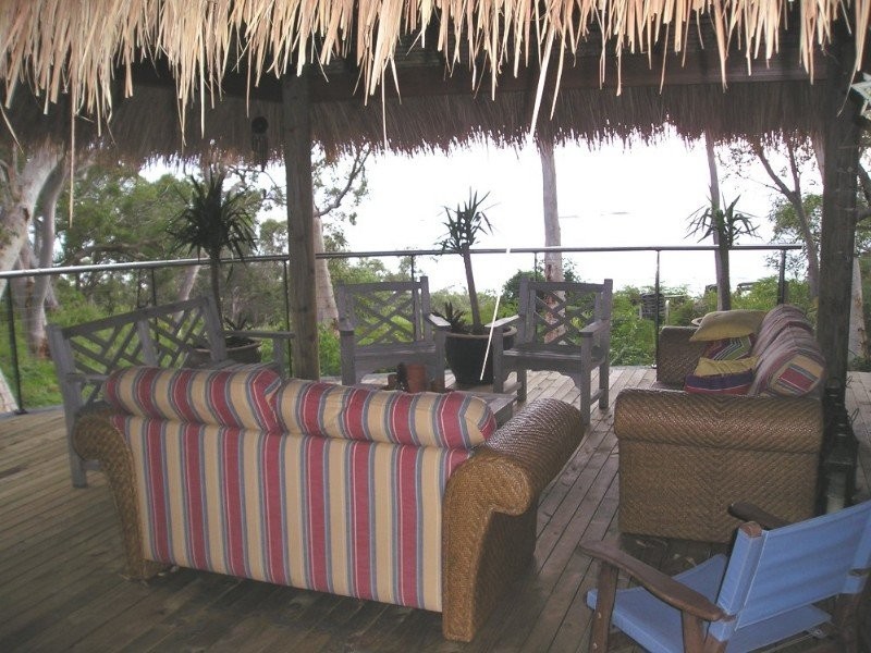 105 Tramican St, Point Lookout QLD 4183