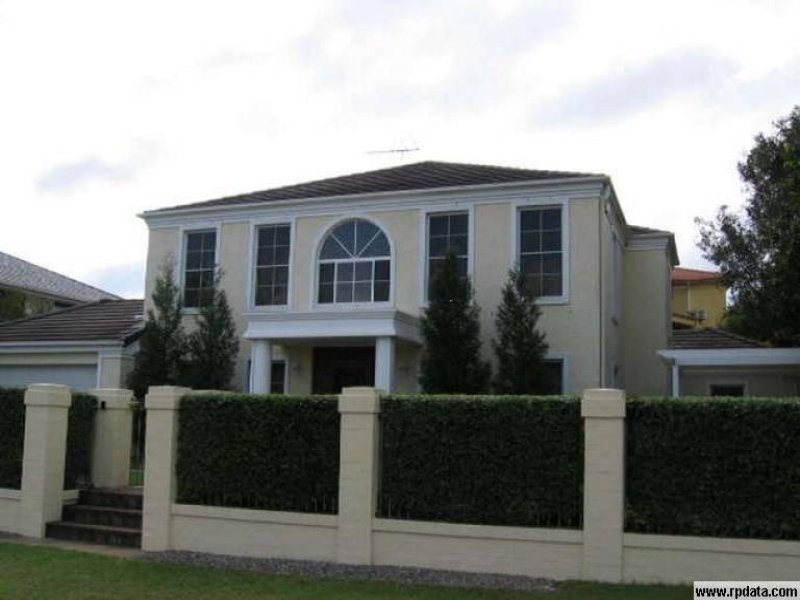 9 Turnberry Pl, Carindale QLD 4152