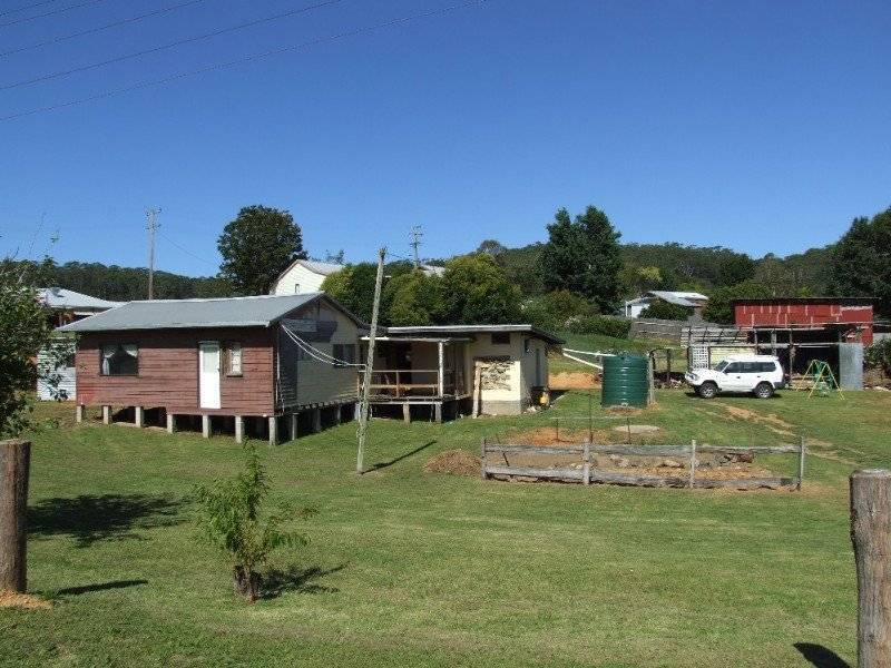 3 Hutchinson St, Ulong NSW 2450