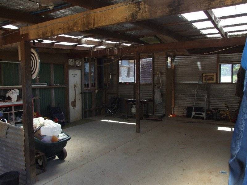 3 Hutchinson St, Ulong NSW 2450
