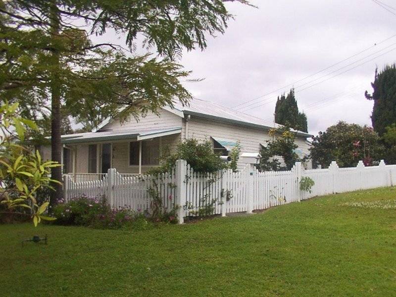 2 Ridge Rd, Coffs Harbour NSW 2450