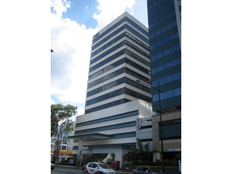 303 Coronation Drive, Milton QLD 4064