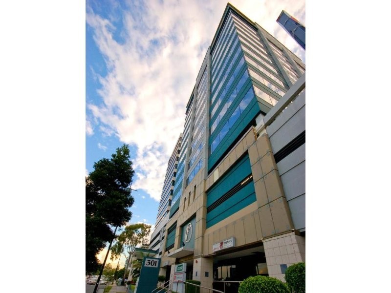 301 Coronation Drive, Milton QLD 4064