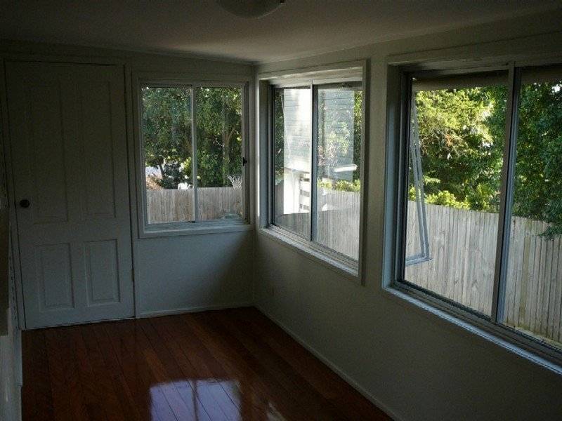 20 Wiles Street, Camp Hill QLD 4152