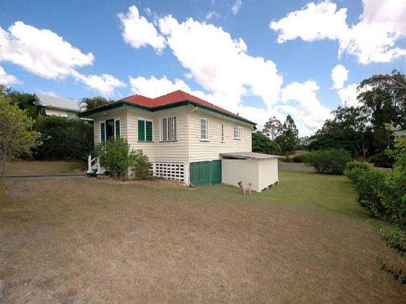 56 Barnes Avenue, Coorparoo QLD 4151