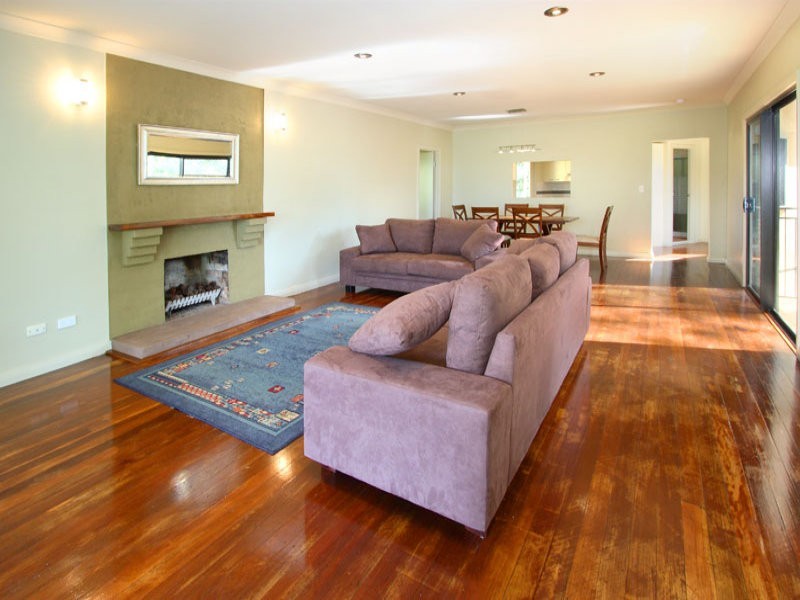39 Hockings Street, Holland Park West QLD 4121