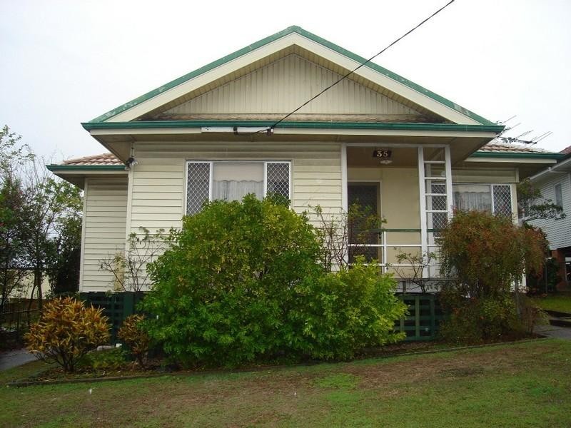 35 Stanley Road, Camp Hill QLD 4152