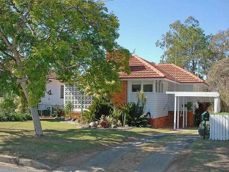 75 Arrol Street, Camp Hill QLD 4152