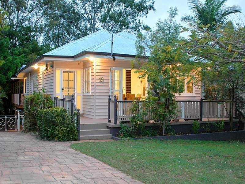 19 Meridian Street, Coorparoo QLD 4151