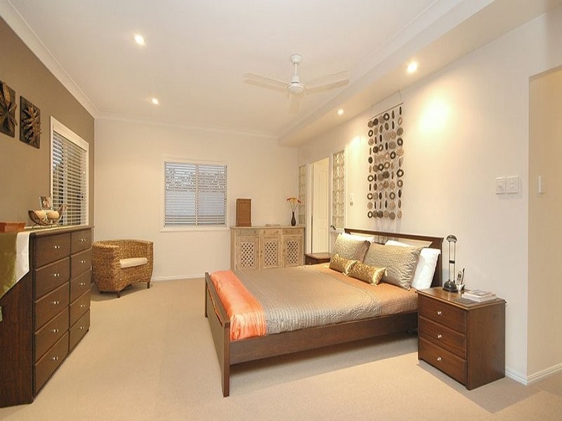 19 Meridian Street, Coorparoo QLD 4151