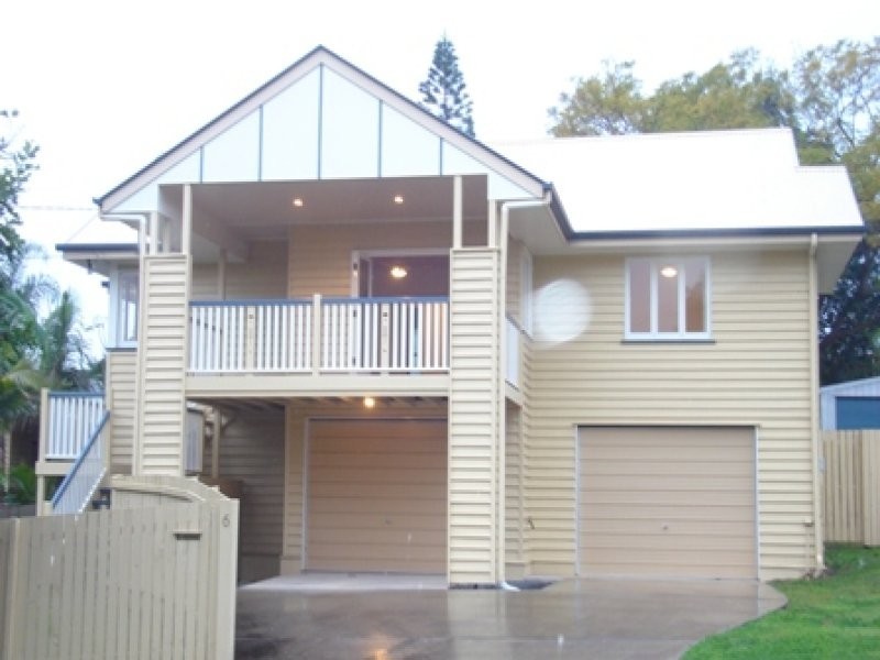 6 Waratah Avenue, Holland Park West QLD 4121