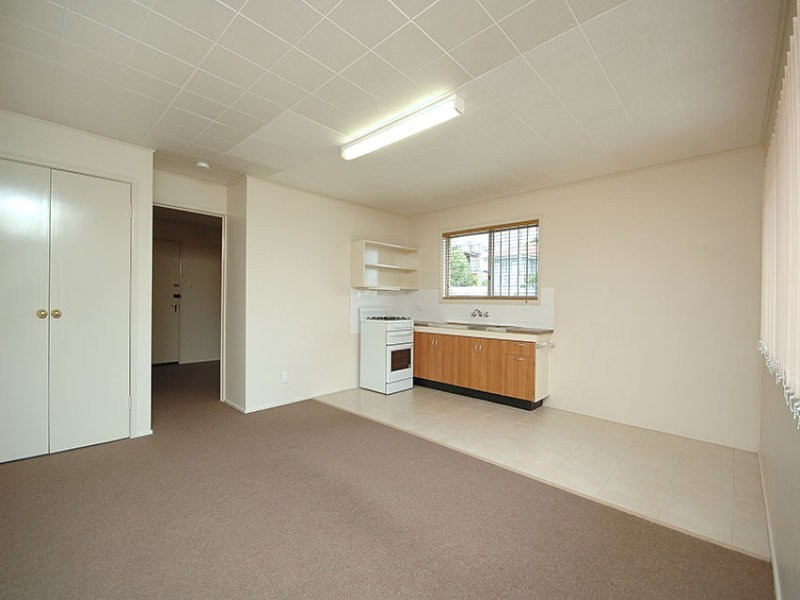 33 Derby Street, Coorparoo QLD 4151