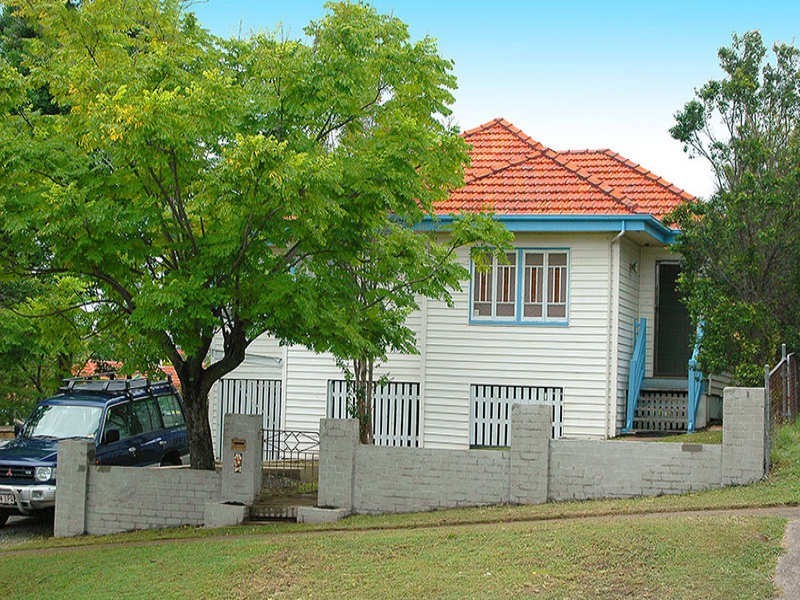 37 Stanley Road, Camp Hill QLD 4152