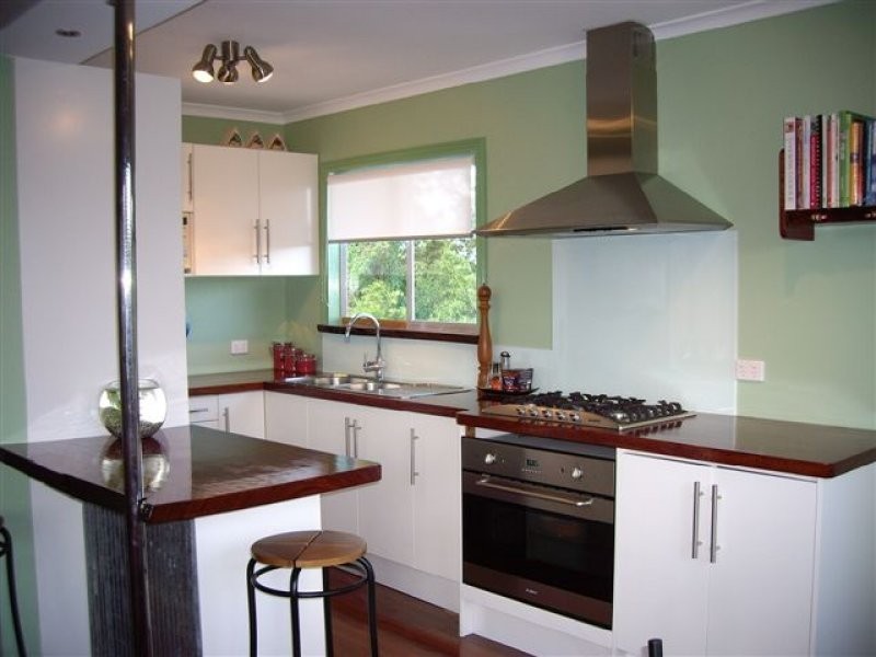 19 Banbury Street, Carina QLD 4152