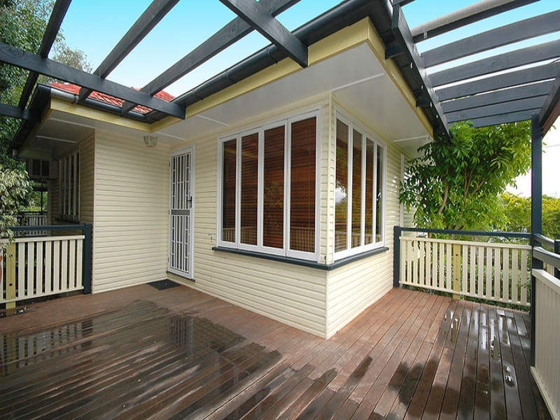 45 Greens Road, Coorparoo QLD 4151