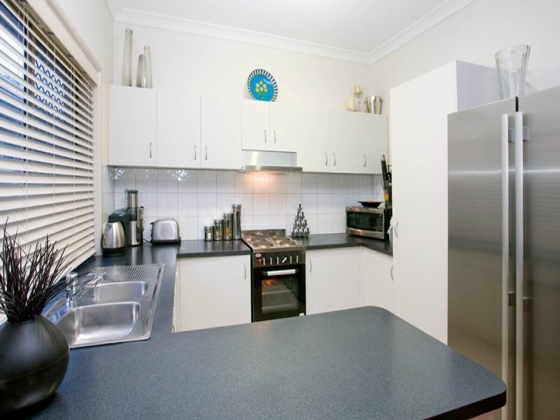 72 Stanley Road, Camp Hill QLD 4152