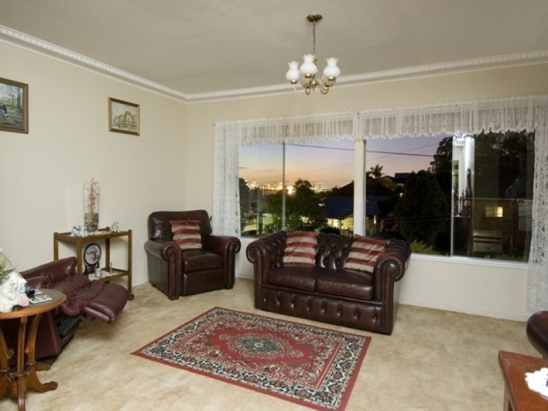 37 Crucis Street, Coorparoo QLD 4151