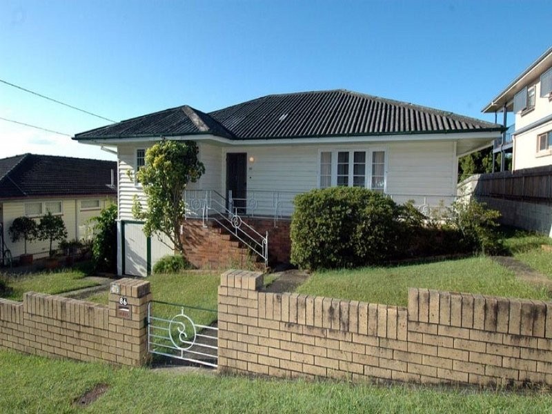 86 Newman Avenue, Camp Hill QLD 4152