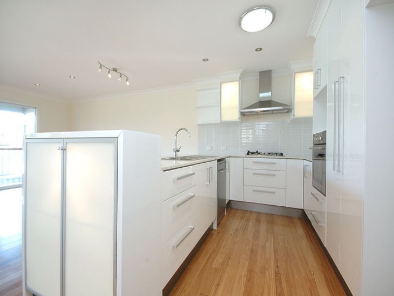 64 Baron Street, Greenslopes QLD 4120