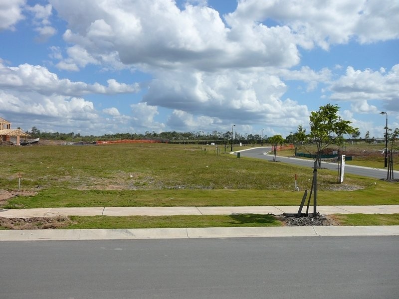 9 Carmody Parade, North Lakes QLD 4509