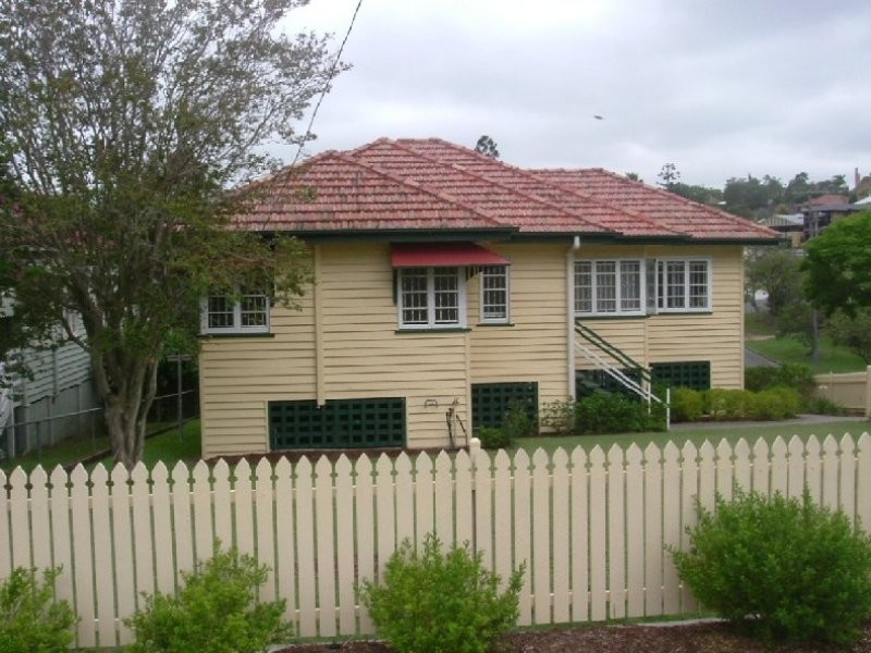 45 Carranya Street, Camp Hill QLD 4152