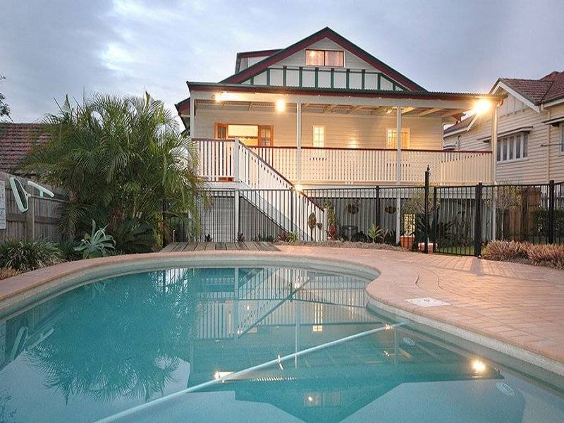 27 Halland Terrace, Camp Hill QLD 4152