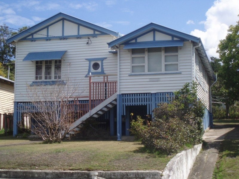 82 Pembroke Road, Coorparoo QLD 4151