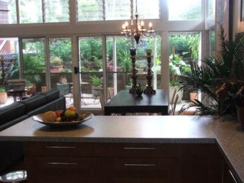 101 The Promenade, Camp Hill QLD 4152