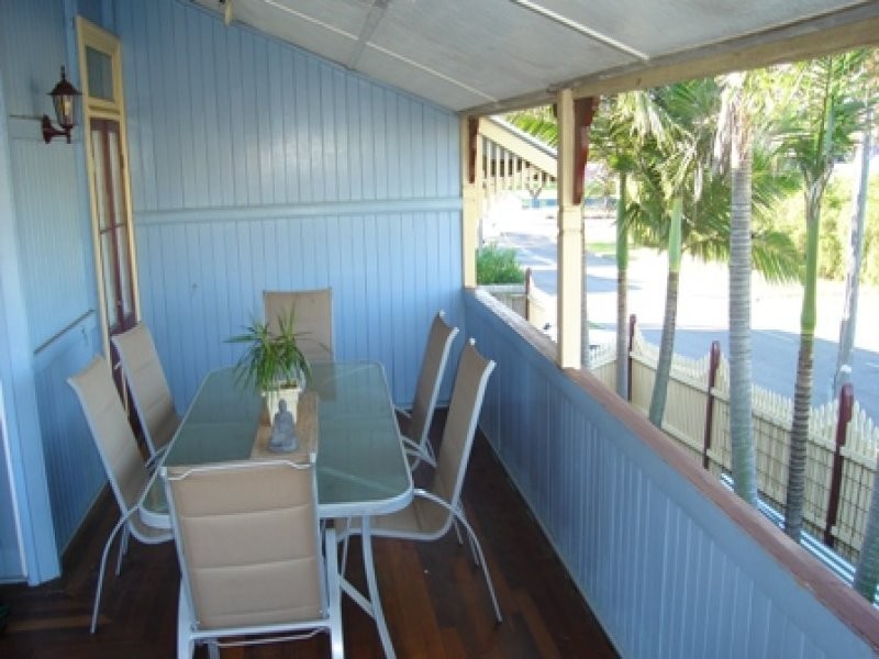 114 Temple Street, Coorparoo QLD 4151