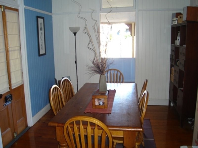 114 Temple Street, Coorparoo QLD 4151