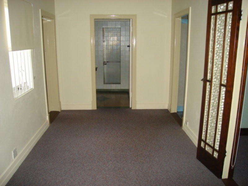 25 Newman Avenue, Camp Hill QLD 4152