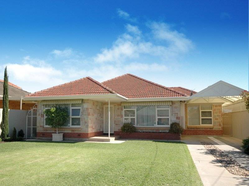 4 McEwan Avenue, Seaton SA 5023
