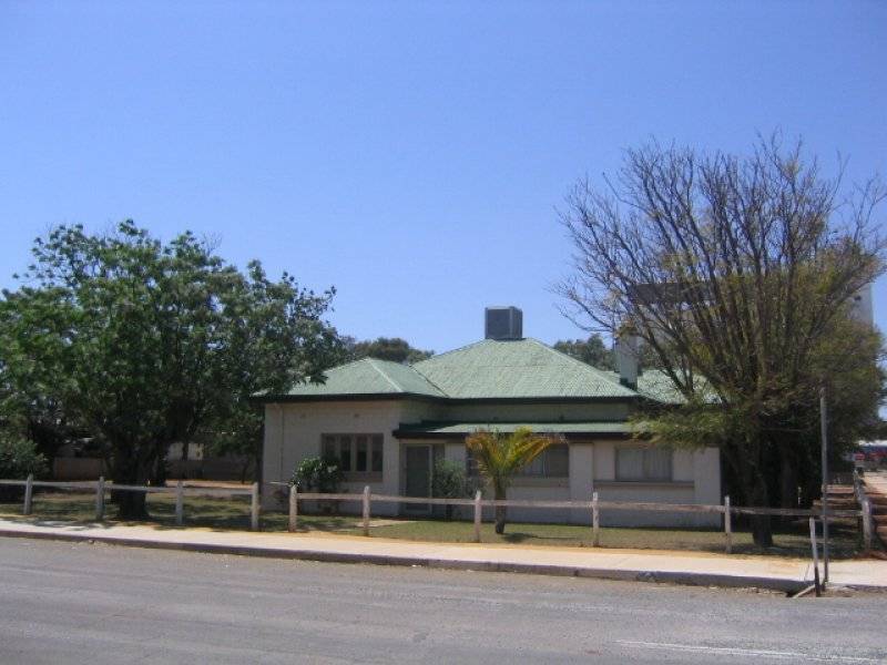 35-37 Carter Street, Three Springs WA 6519